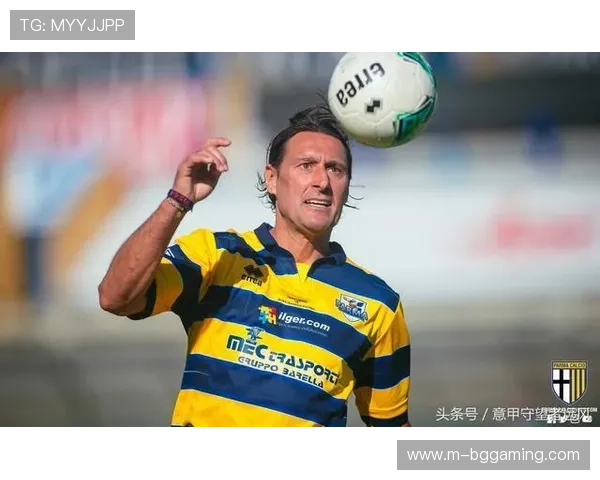 阿尔特塔助教古埃斯塔离队，帕尔马新帅亮相